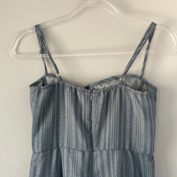 PrettyLittleThing Blue Jumpsuit - Picture 4 of 5